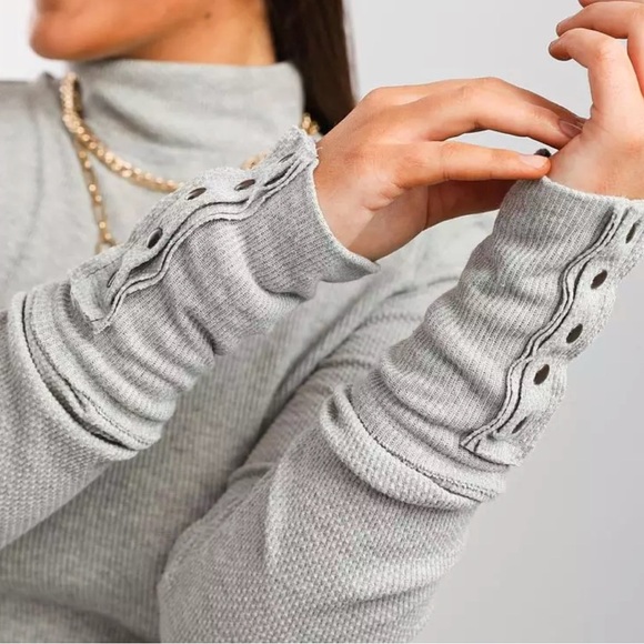 We the Free Freya Mock Neck Top in Grey - Picture 5 of 13